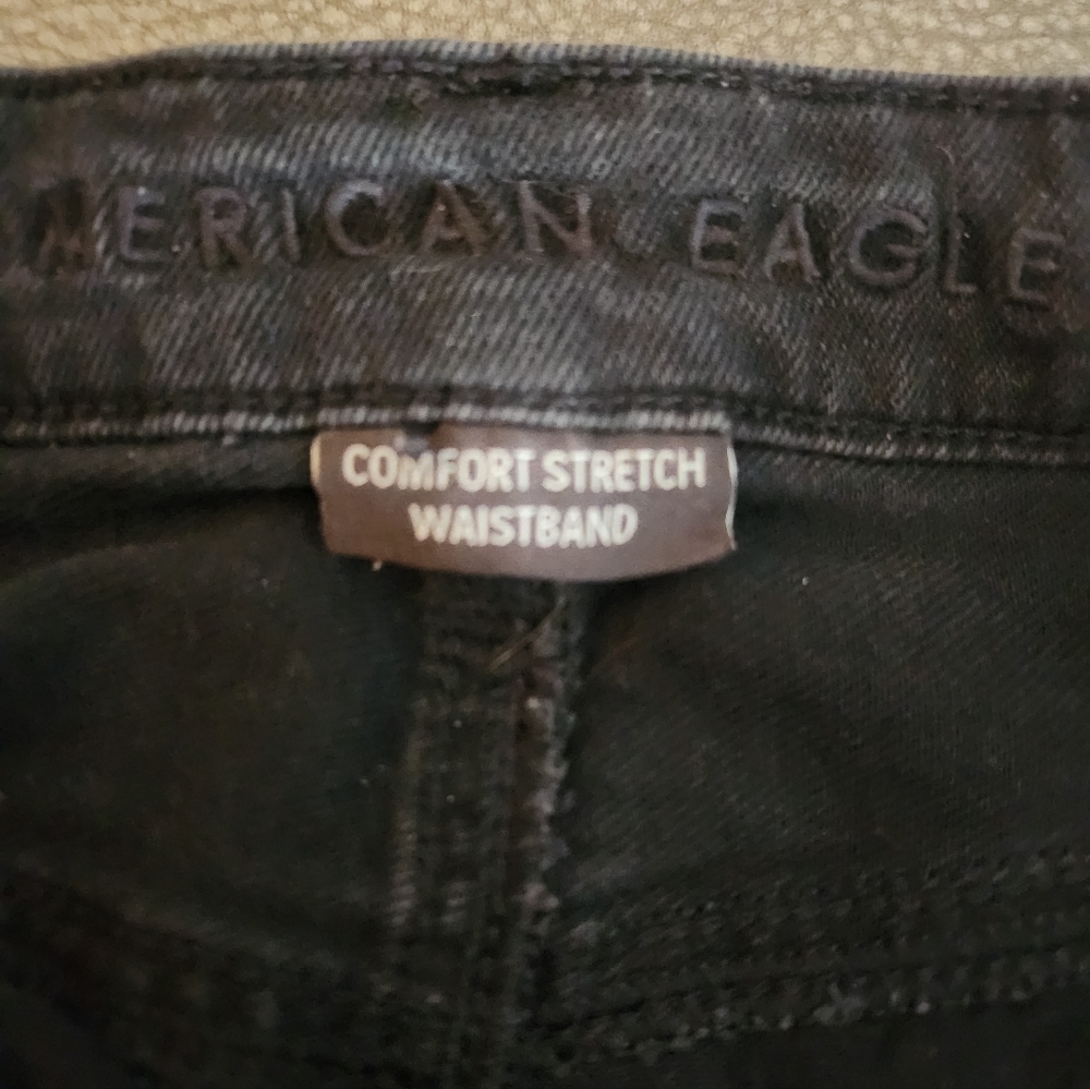American Eagle Black Shorts 16 - Picture 4 of 4